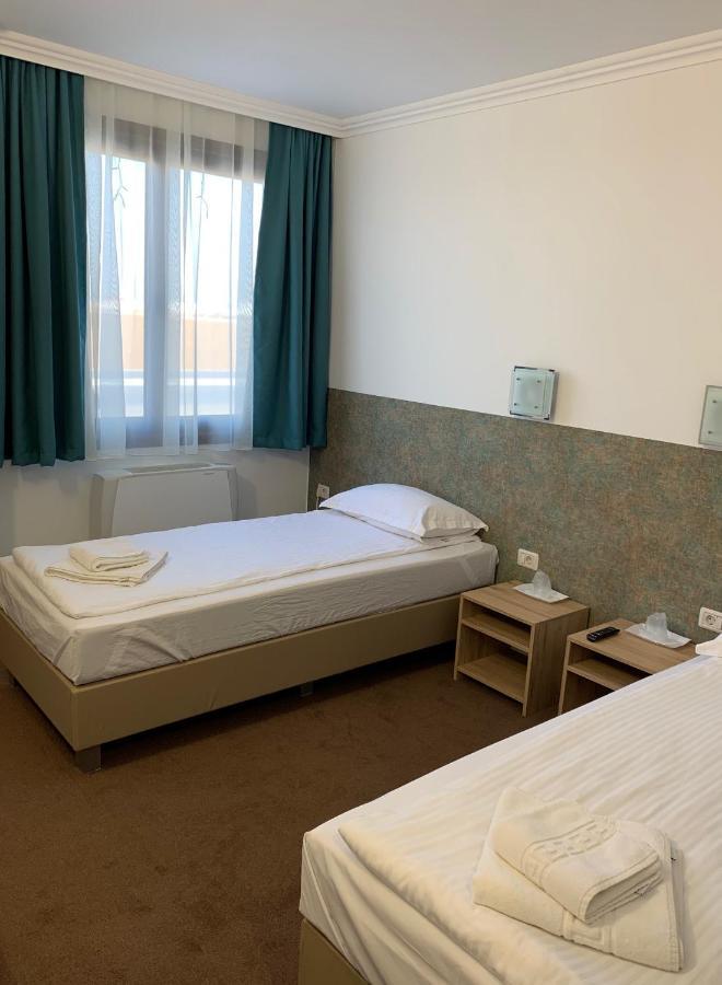 Motel Ruta 33 Αράντ Εξωτερικό φωτογραφία