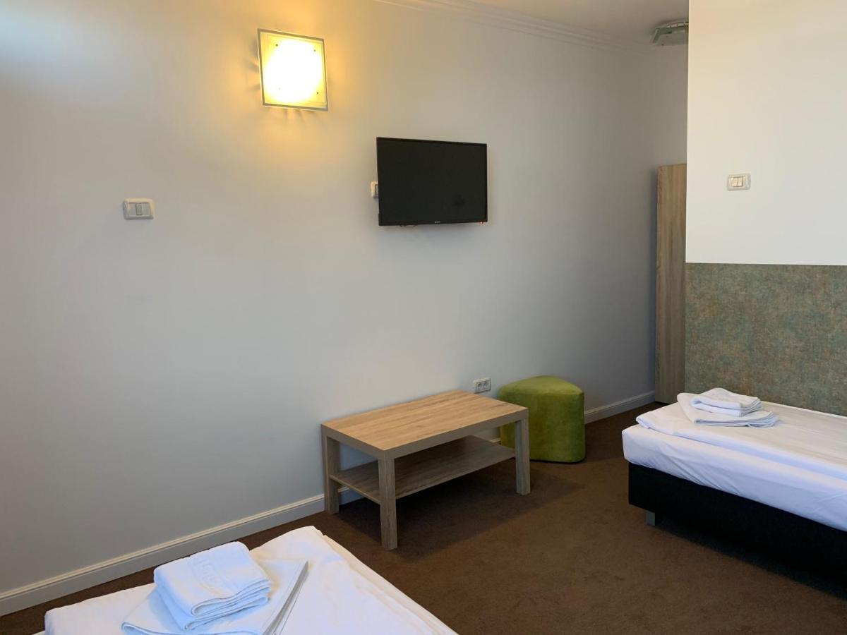Motel Ruta 33 Αράντ Εξωτερικό φωτογραφία